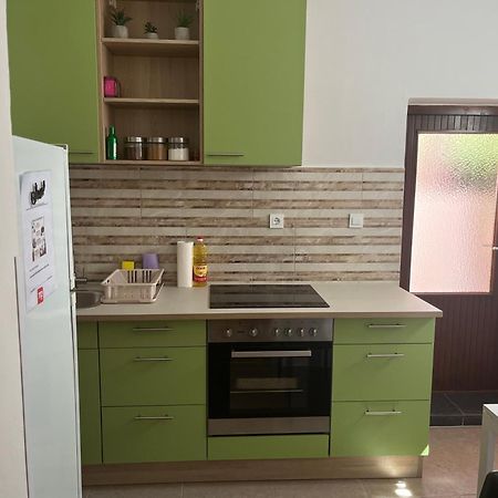 شقة Apartma Sunny إيزولا المظهر الخارجي الصورة