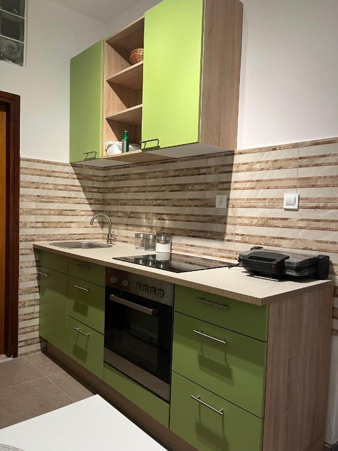 شقة Apartma Sunny إيزولا المظهر الخارجي الصورة